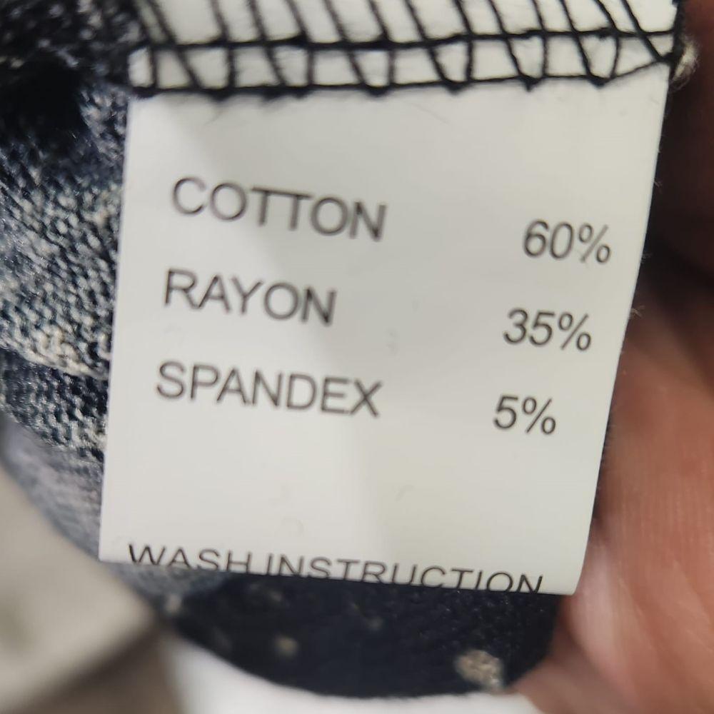 Inside tag on long sleeve top