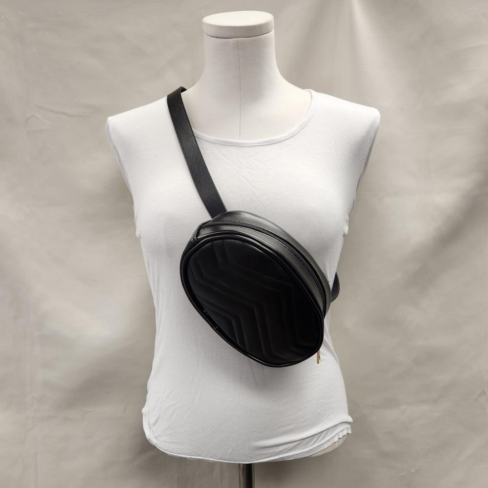 Trendy black belt with pouch