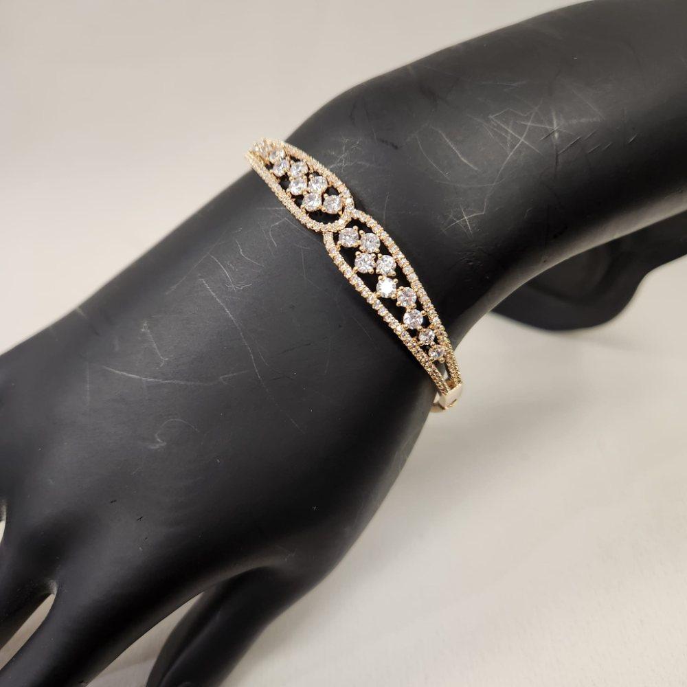 Detailed view of Stone embellished dainty gold bracelet