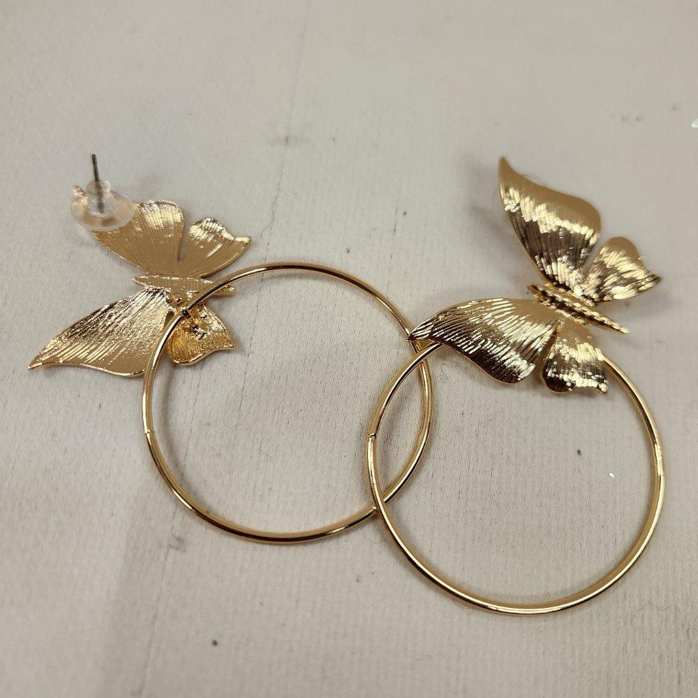 Pushback post of butterfly dangle earrings