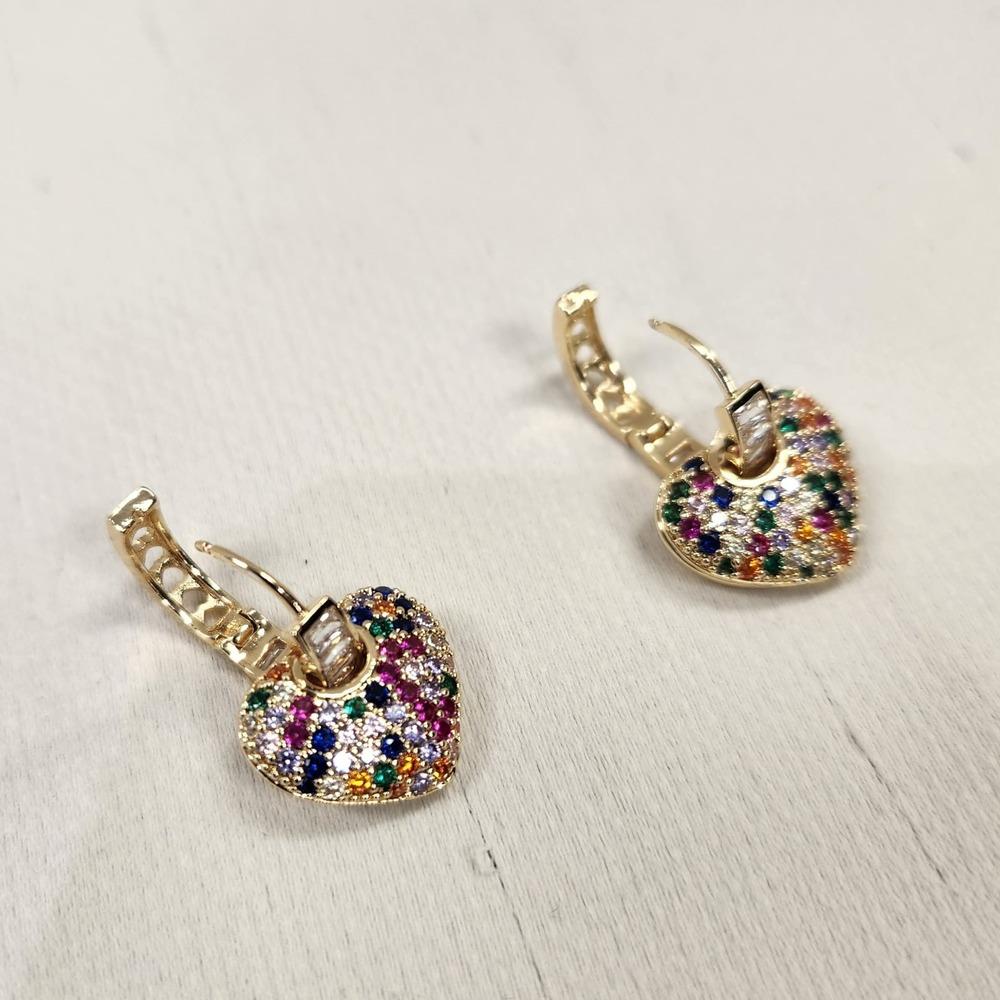 Latch back post of heart shaped dangle earrings