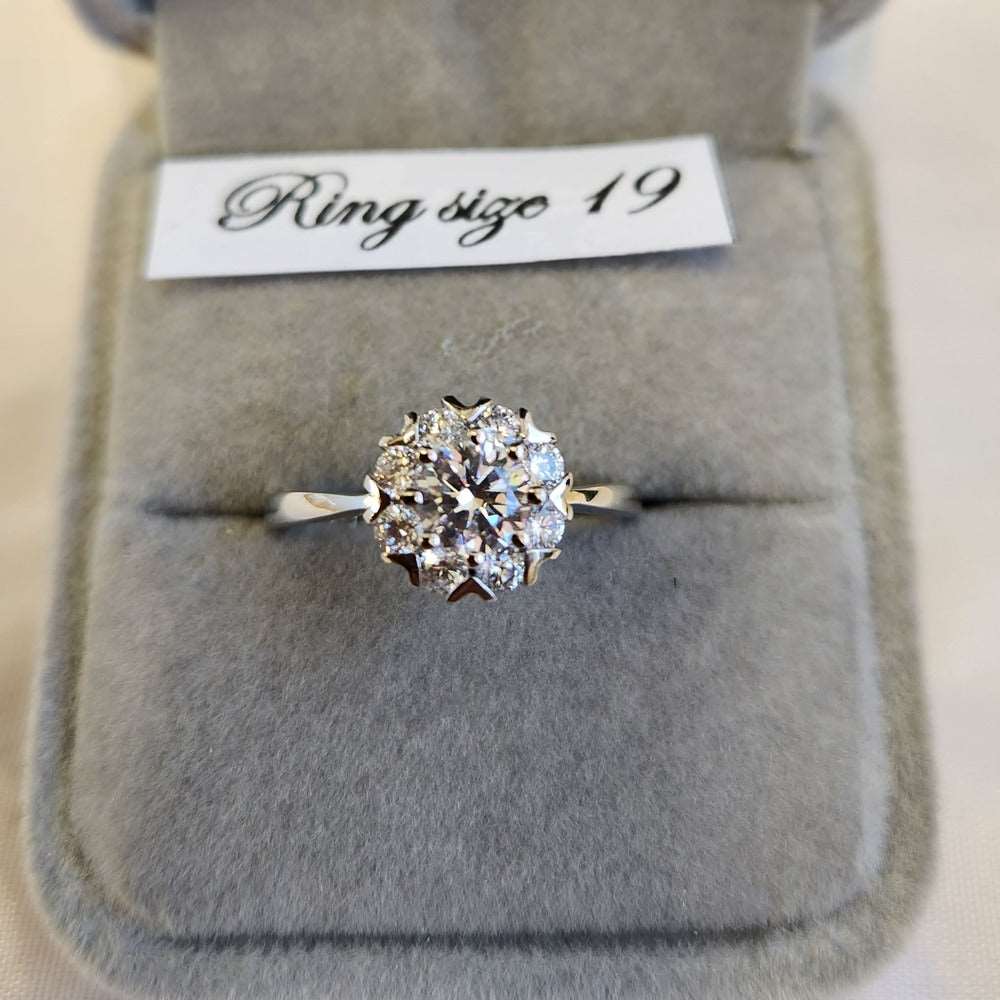 Closer view of Classic halo shaped ring