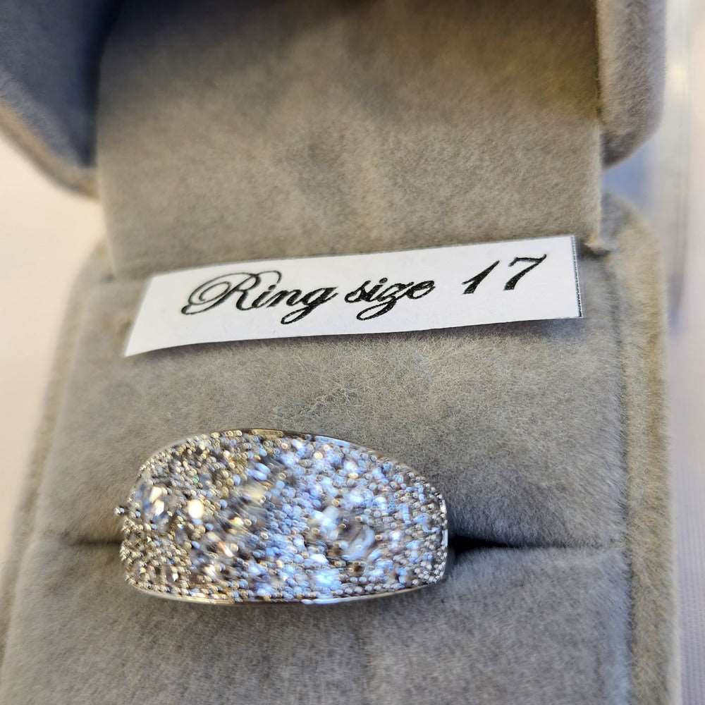 Alternative view of Broad band ring