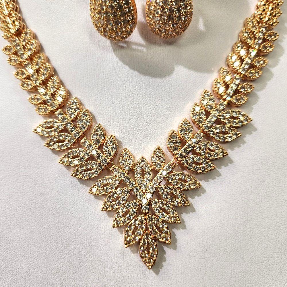 Necklace of five piece jewelry set