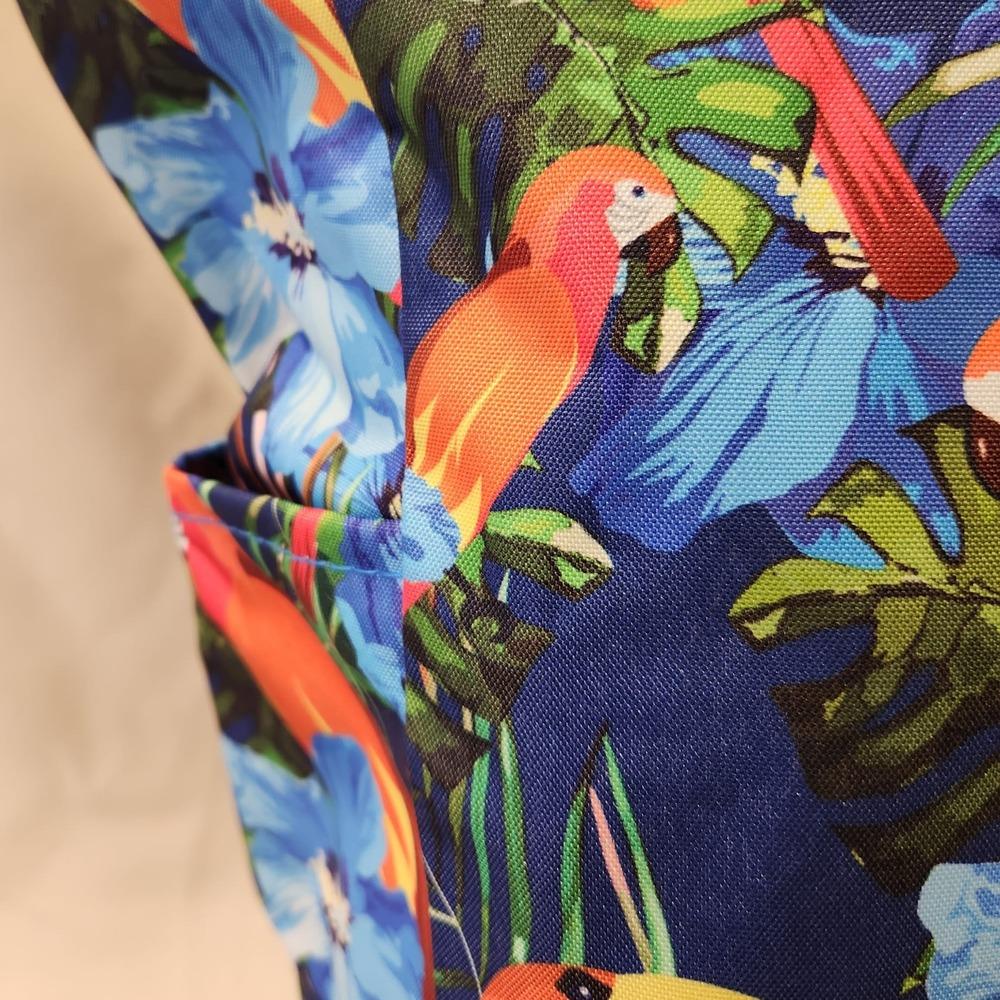 Side pocket of Hawaiian print bag