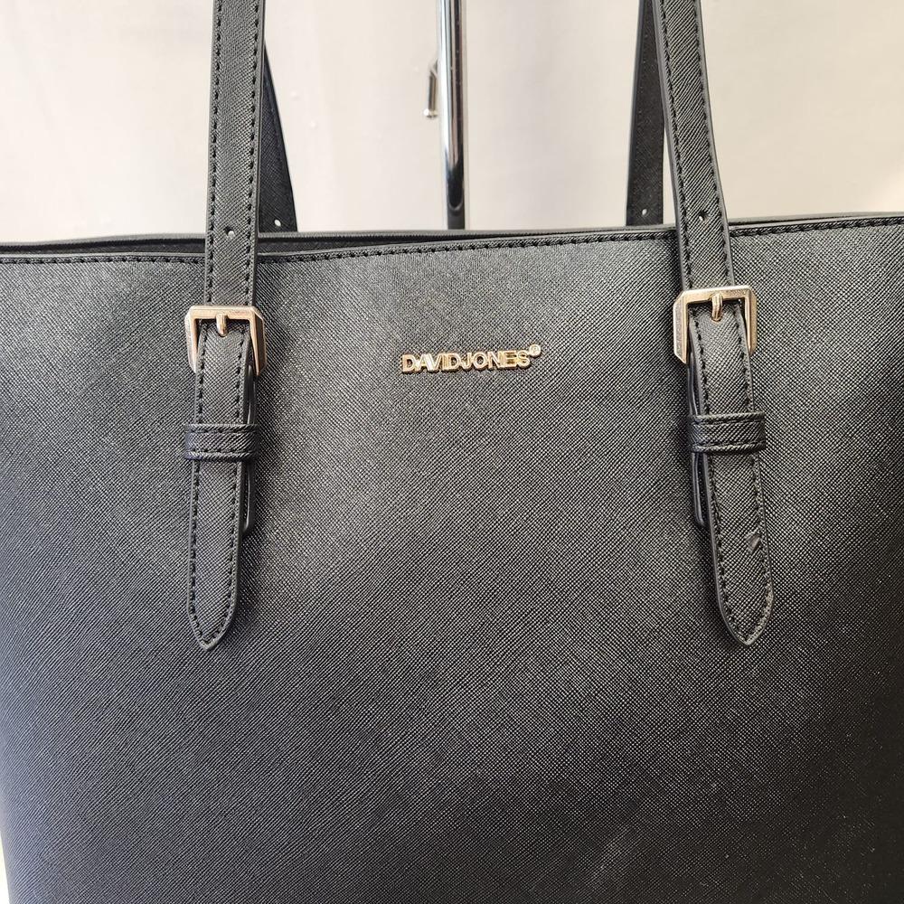 Detailed front view of Black David Jones handbag