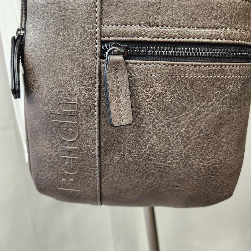 Detailed view of front zipped compartment
