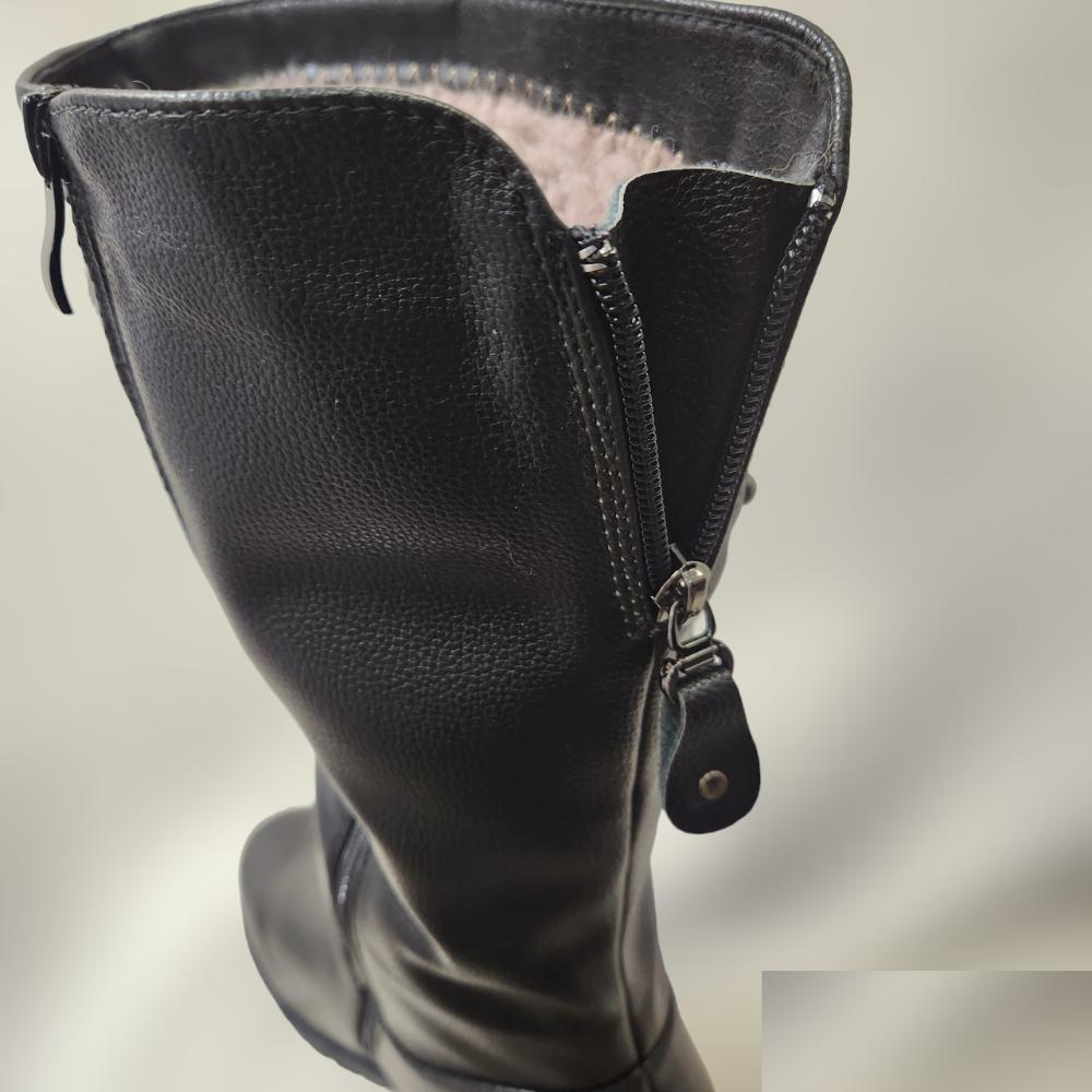 Small back zipper for wide calf fitting