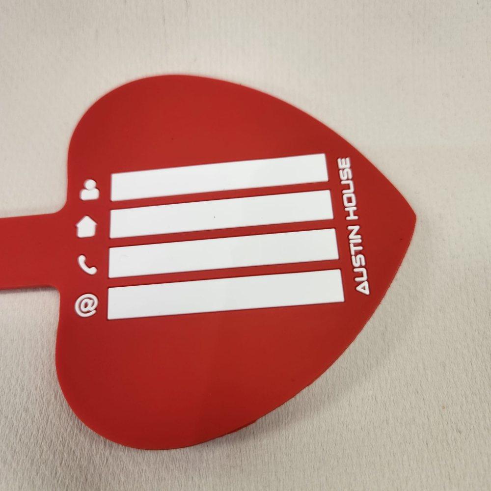 Rear view of Heart shaped Luggage tag