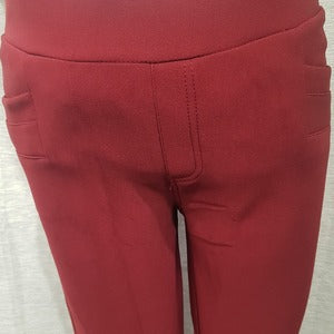 Front pocket details of warm leggings in red