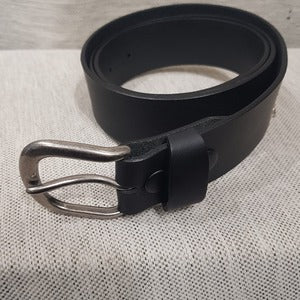 Full view of Plain leather belt for men  