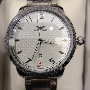 Closer view of Wristwatch for men with round dial and silver frame
