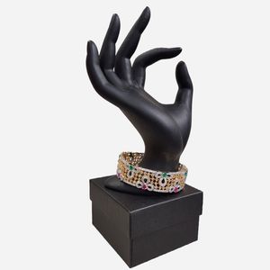 Bracelet with multi-colored stones