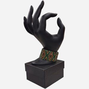 Slider bracelet with multi-colored beads