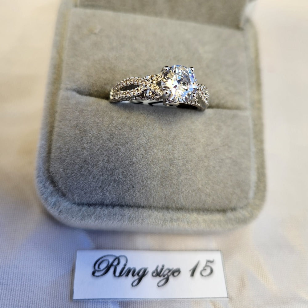 Detailed view of Solitare style ring with braided shank