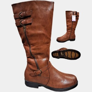 Long winter shoes in camel color with fur lining