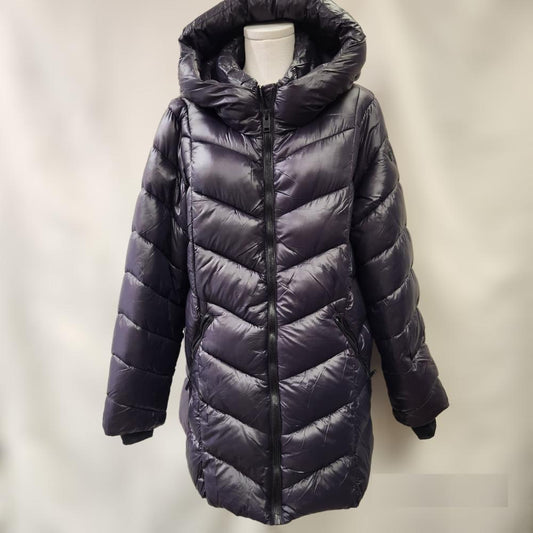Front view of Black Point zero mid weight fall puffer jacket