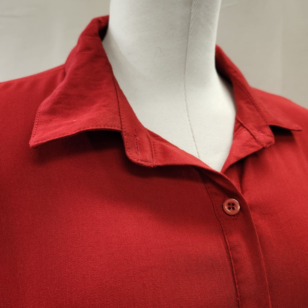 Classic collar neckline of red dress shirt