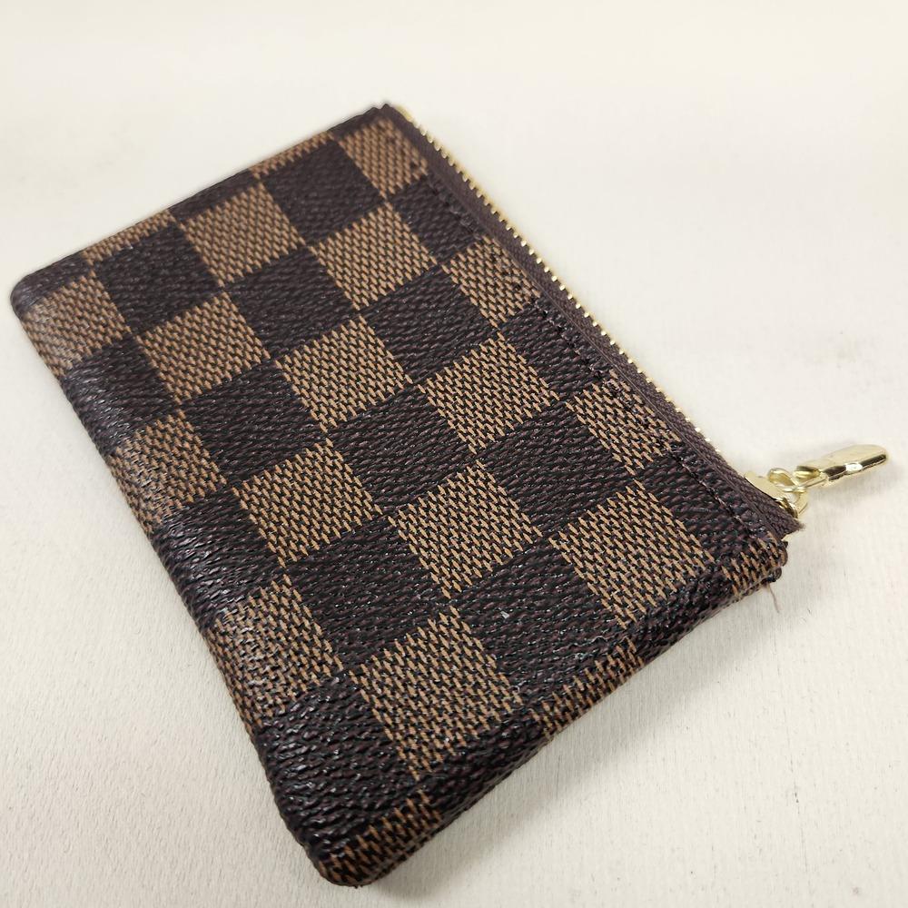 Light and dark brown checkered print coin purse