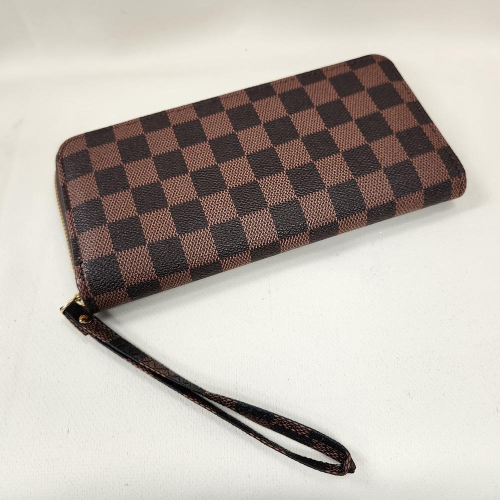 Alternative view of Wallet in checkered print with zip closure and wrist strap