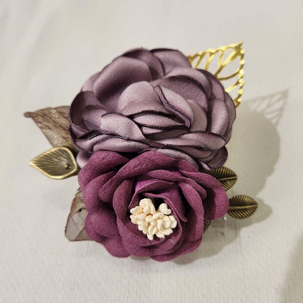 Alternative view of dual purpose lavender brooch and hair clip 