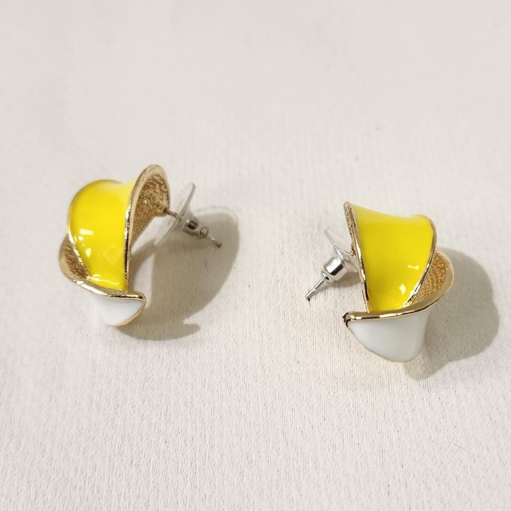 Push back post of yellow and white enameled stud earrings