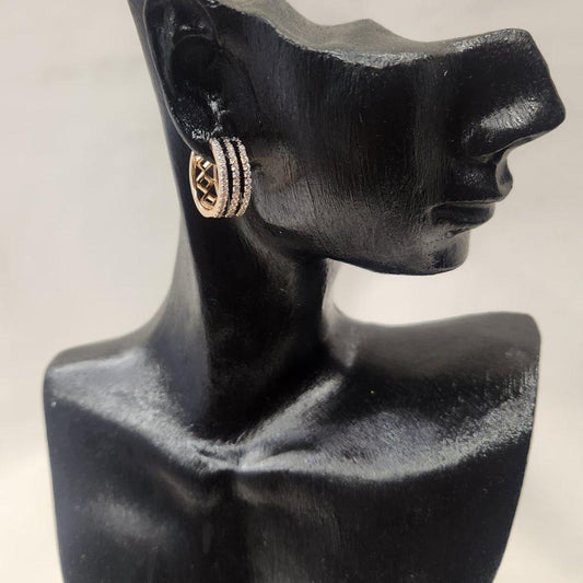 Multirow gold earrings with clear and black stone