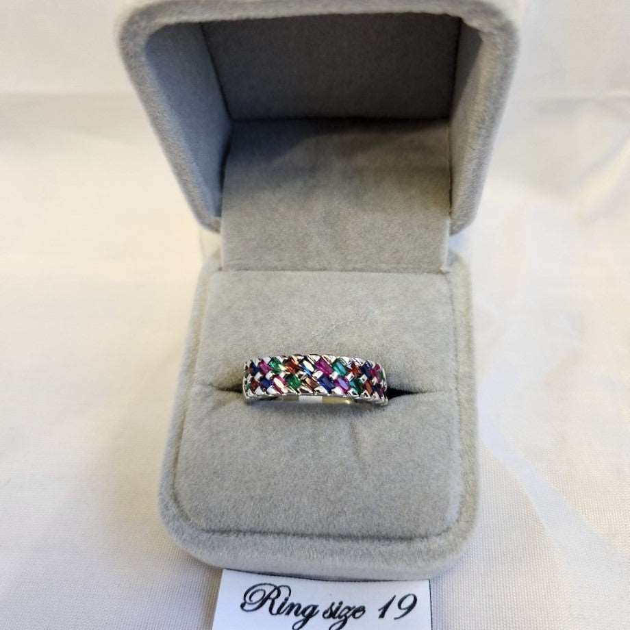 Basket weave ring band with multi colored stones