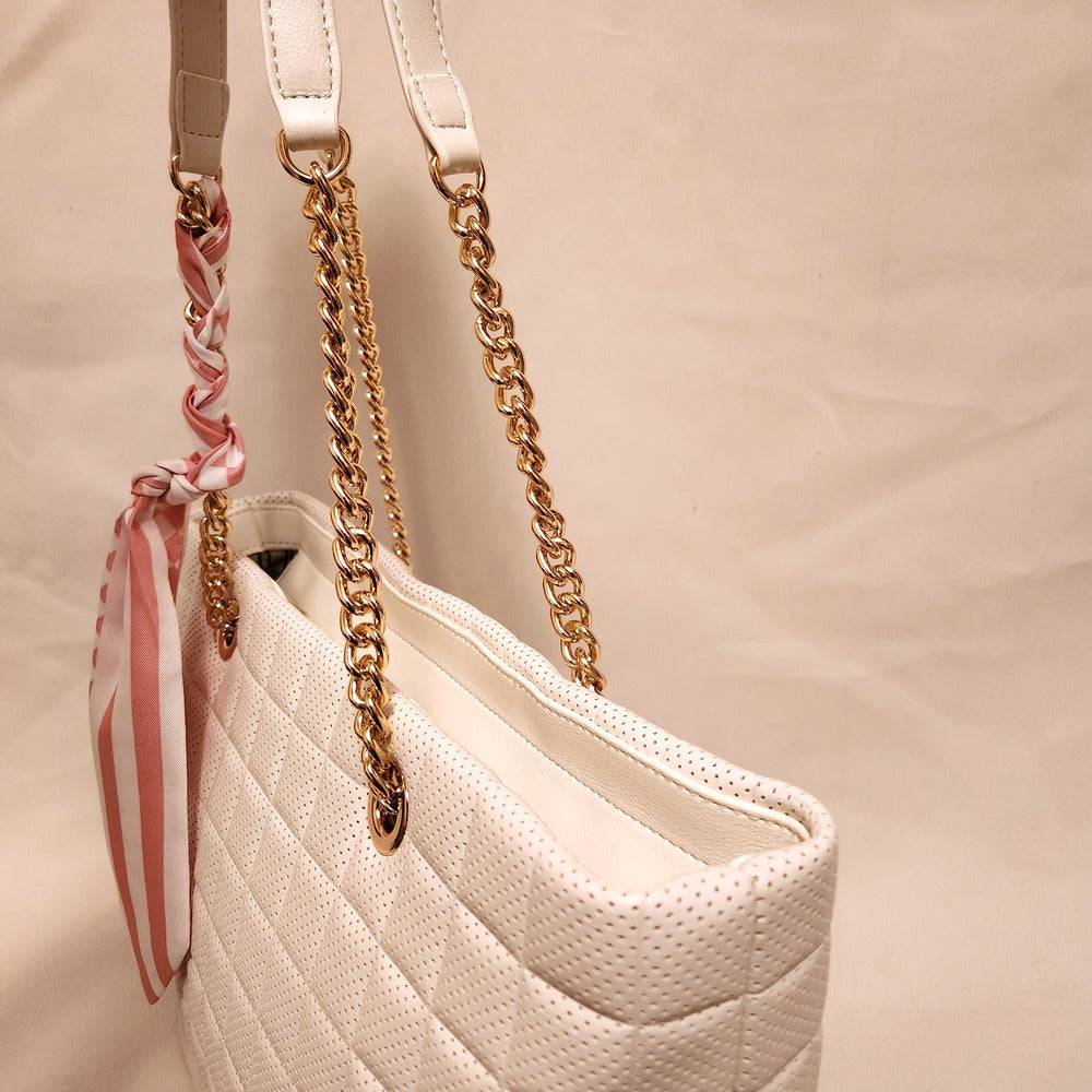 Gold chain embellished shoulder straps of off white handbag