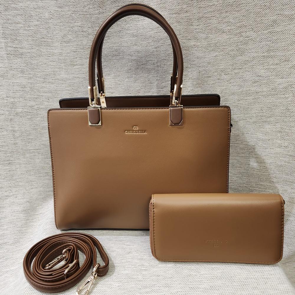 Elegant handbag in shades of brown with wallet