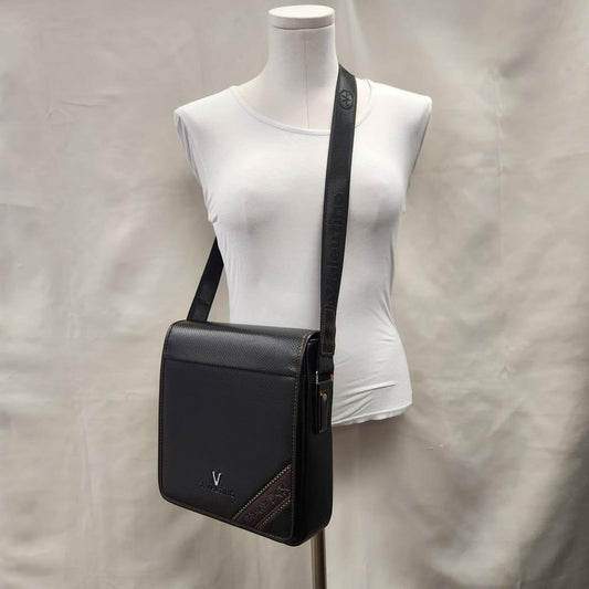 Full view Dual tone side bag with front flap