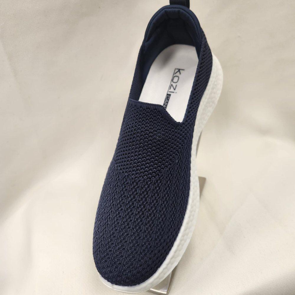 Front view of Navy blue light weight slip on runners