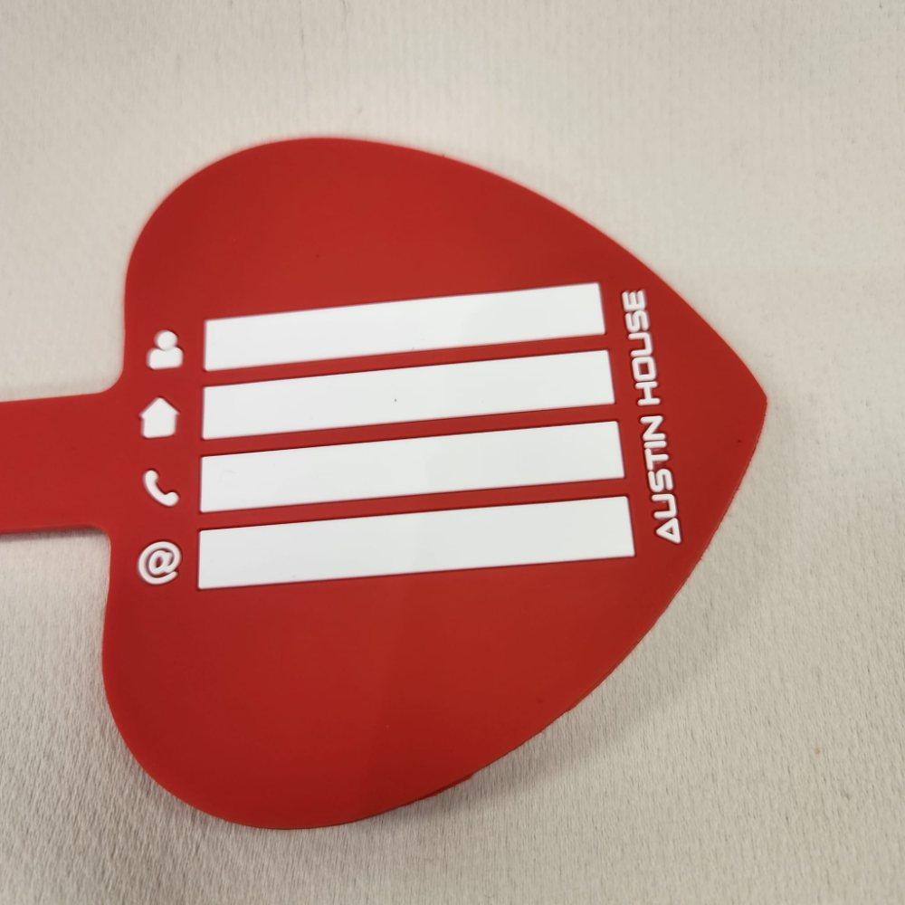 Rear view of Heart shaped Luggage tag 