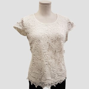 White lace top with cap sleeves 
