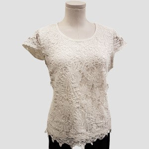 White lace top with cap sleeves