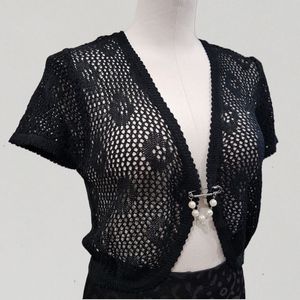 Black color crochet shrug with short sleeves