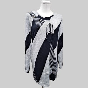 Grey and black printed long sleeve top