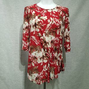 Floral print top with slight gathering in front