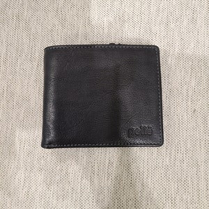 Black color wallet for men when closed