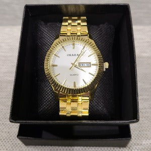 Round face gold frame wristwatch for men