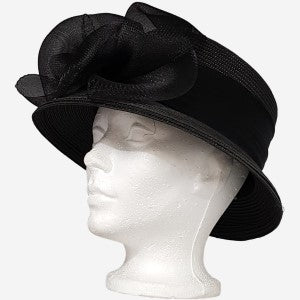 Formal hat in black with small rim 