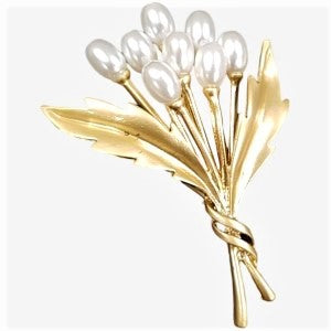 Gold and pearl bouquet shaped brooch