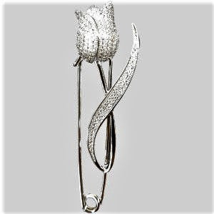 Tulip shaped brooch pin in silver color 