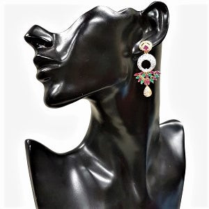 Chandelier earring with colorful stones