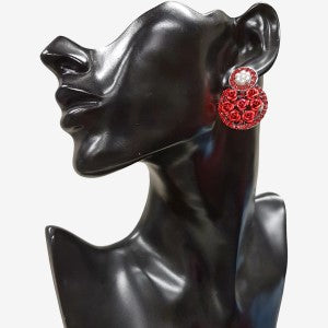 Earrings embellished with pearls and red stones