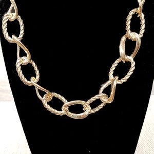 Detailed view of chain link necklace 