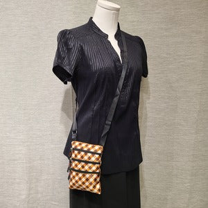 Checker print small side bag with adjustable shoulder strap