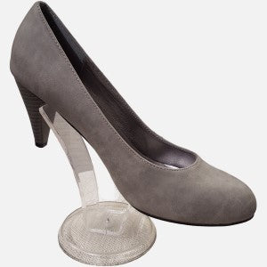 Pumps in grey color