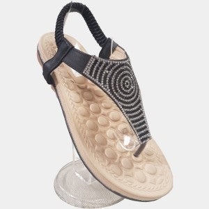 Summer sandals with black and clear stones