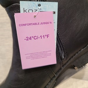 Temperature range tag on Ankle winter boots with thick lining 